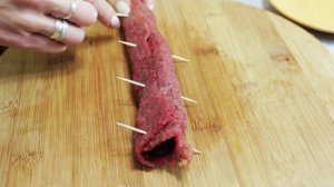 Мясные рулеты с черносливом в сливочном соусе | Рулеты из мяса | Как приготовить мясные рулеты