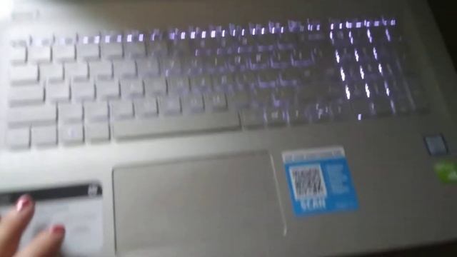 HP ENVY 17t (2017) смотреть онлайн