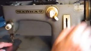 Почему машинка не шьет? Наладка швейной машинки Чайка