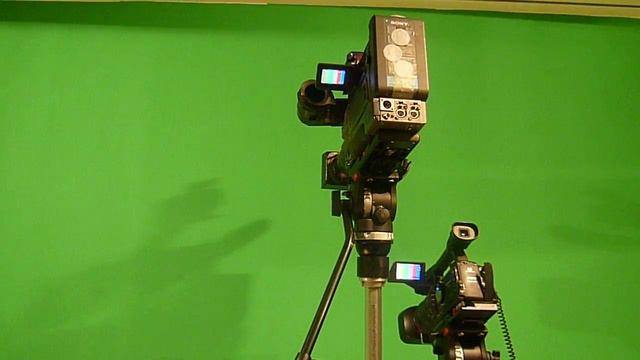 Doppelstativ für 2 Kameras mit Sachter ACE Kopf auf Manfrotto 3046 Stativ смотреть онлайн