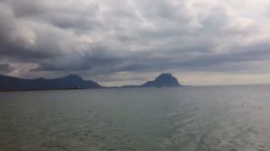 нападение акулы или не экономьте на дешевых экскурсиях,  Маврикий La Tour Martello обзор