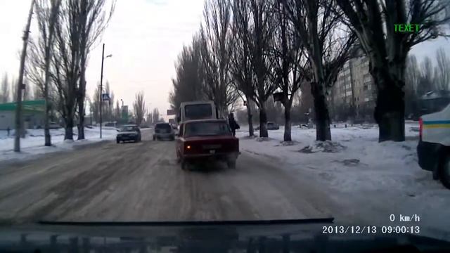 Geely MK въехал в дерево г. Макеевка смотреть онлайн