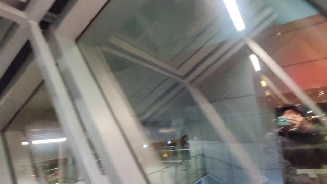 Аэропорт Пулково Санкт-Петербург в марте 2021 года | снаружи и внутри Пулково Санкт-Петербург. смотреть онлайн