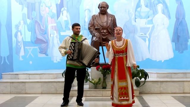 "Таранстасик" . Поёт Анна Чижкова. Аккомпанирует Александр Сахарчук. Ночь в музее 2019