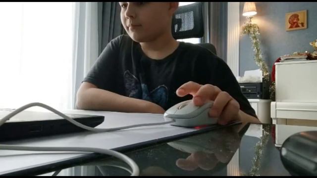 VLOGMAS. День 2. 26 декабря пошли в тц с Тиктокером без имени. смотреть онлайн