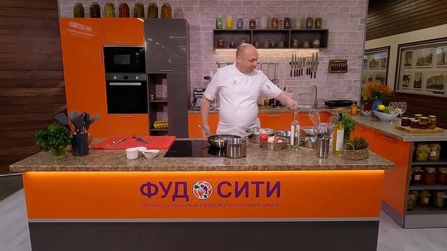 "Кухня ФУД СИТИ". Цыпленок, фаршированный ветчиной и грибами