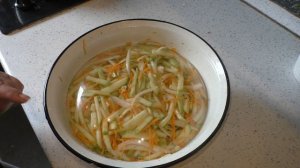Самый вкусный салат из Кабачка с морковью на зиму . Просто Объедение !
