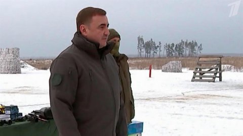 Алексей Дюмин посетил лагерь, где проходят подготовку военнослужащие из Тулы