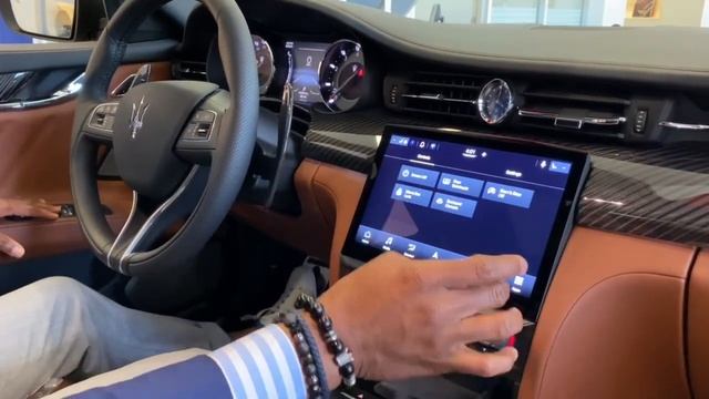 2021 Maserati Quattroporte Gransport S смотреть онлайн