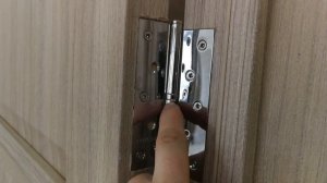 Прикол, установка дверей жопорукими мастерами. Универсалы против установщиков дверей. Часть 1