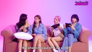 Блэкпинк флиртуют друг с другом на протяжении пяти минут или Charm Battle with BLACKPINK