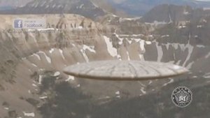 Секретный американский самолет TR 3B НЛО заметили отдыхавшие очевидцы над горами ЮИНТА