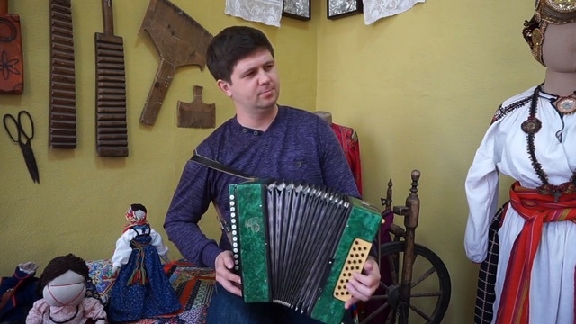 Как играть на гармони. Урок №1.