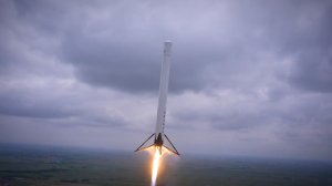 Дрон снял первый запуск новой ракеты Элона Маска 