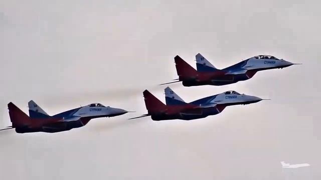 Кадетский класс "Юные лётчики": орлята учатся летать!.. смотреть онлайн