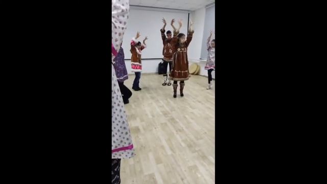 Мастер класс по национальным танцам коренных малочисленных народов Севера