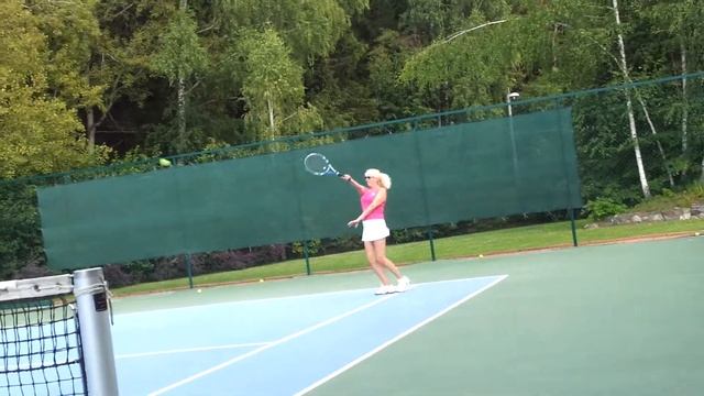 Теннис на даче смотреть онлайн