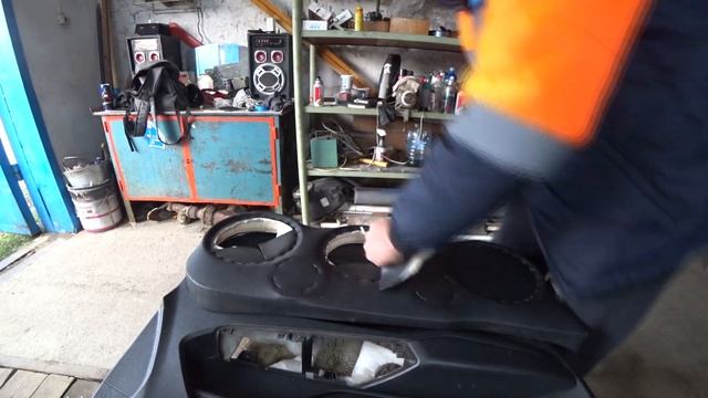 Gryphon Pro 200 3 пары в КАЖДУЮ ДВЕРЬ или БЮДЖЕТНЫЙ АВТОЗВУК в ЛАДУ ВЕСТУ | ГРОМКИЙ ФРОНТ ?