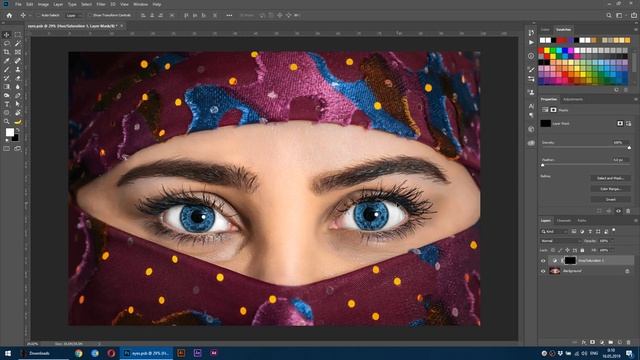 УРОК PHOTOSHOP | МЕНЯЕМ ЦВЕТ ГЛАЗ (САМЫЙ БЫСТРЫЙ СПОСОБ)