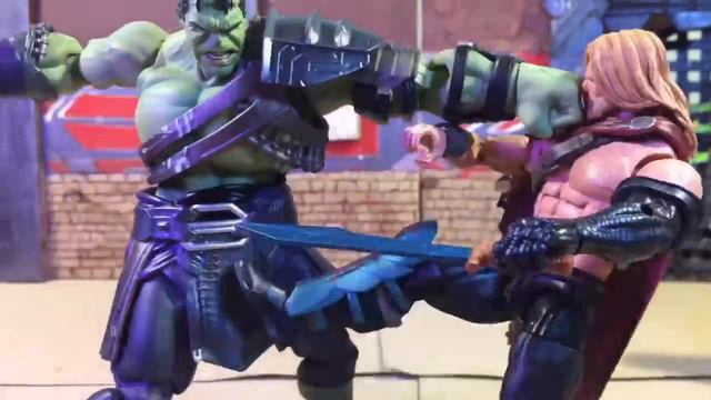 Planet Hulk- Hulk Vs Thor [Stop Motion Film]