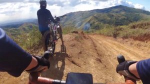 Twitter V1 Gravel grinding @ Mt Balagbag