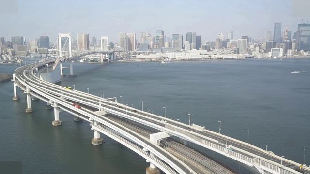 ч.1 с видом на арки радужного моста в токио, япония.movie