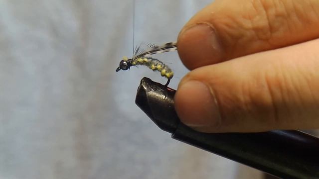 Плетеный жучок. Муша или обманка на хариуса. смотреть онлайн