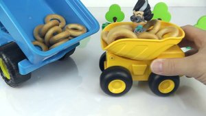 Ам Ням и Щенячий Патруль охотятся за бубликами - Детские мультики