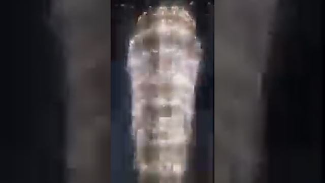 Камера не передаёт всего сияния роскошных люстр из богемского хрусталя смотреть онлайн