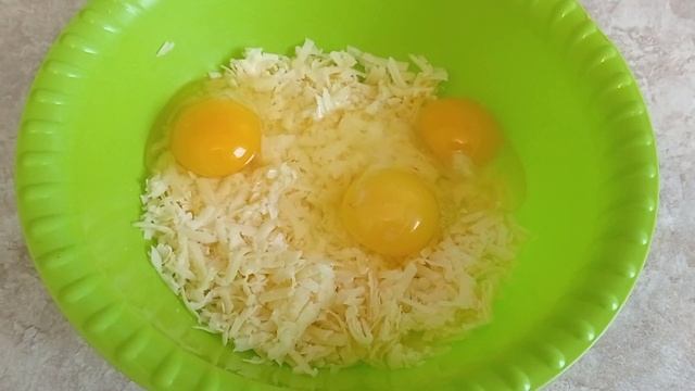 Вкусная, нежная рыбка минтай в сырном кляре смотреть онлайн