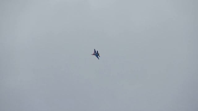 SUPER BIG RC RUSSIAN SU-27 FLANKER SCALE MODEL TURBINE JET FLIGHT DEMONSTRATION смотреть онлайн