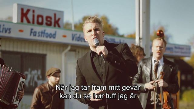 Markus Fagervall & Månskensorkestern med Hannu Kiviaho: RYÖSTÄJÄ смотреть онлайн