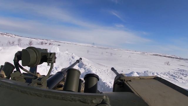 Тактическое учение морских пехотинцев Северного флота в Кольском Заполярье