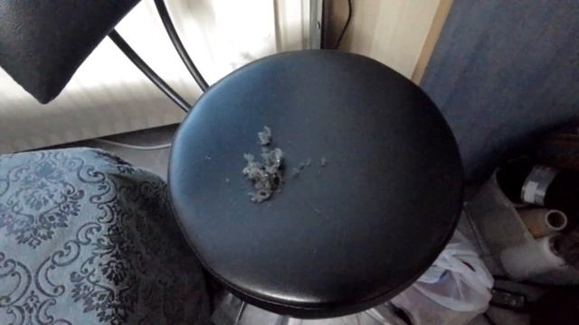 Как почистить вязальную машинку ершиком . смотреть онлайн