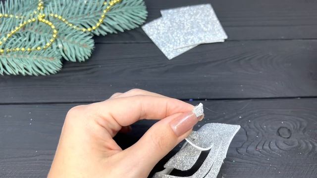 8 ИДЕЙ Как сделать Снежинку DIY Снежинки из фоамирана своими руками смотреть онлайн