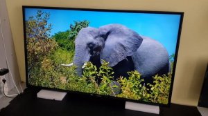 Телевизор 55 дюймов LG 55UK6450PLC с дефектом фоновые полосы правой части экрана