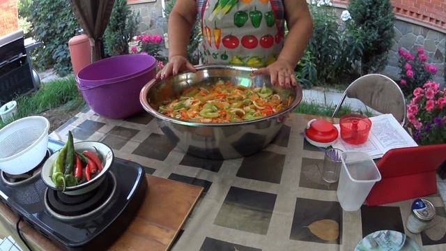 САЛАТ ИЗ ЗЕЛЕНЫХ ПОМИДОРОВ (ДВА РЕЦЕПТА). смотреть онлайн