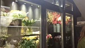 Холодильник-витрина для цветов. Цветочный бутик ByKETIK. Харьков, ул. Данилевского, 26.