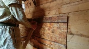 Лучшая ЗЕМЛЯНКА - ДОМ в ЛЕСУ СВОИМИ РУКАМИ | Дровяник у входа в ДОМ ПОД ЗЕМЛЕЙ