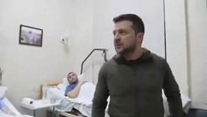 ПРЕЗИДЕНТ НАВЕСТИЛ РАНЕНЫХ СОЛДАТ В ГОСПИТАЛЕ❗️