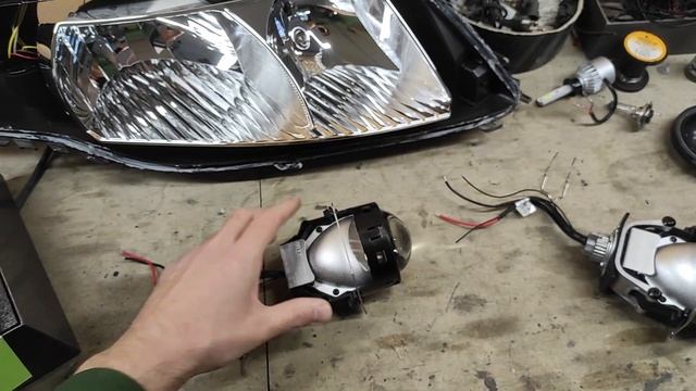 Как улучшить свет фар на Honda Civic, тюнинг фар установка светодиодных Bi Led линз смотреть онлайн