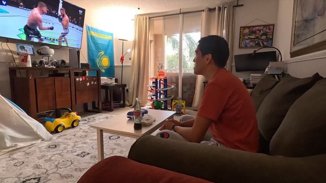 Реакция на бой Гейджи - Физиев | Reaction to the Gaethje - Fiziev fight смотреть онлайн