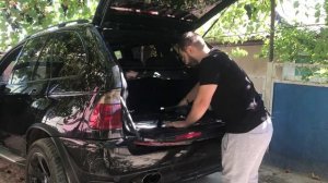 ЧТО ДЕЛАТЬ если разрядился акб на БМВ х5 е53? Как попасть с BMW X5 e53 по глупости?!