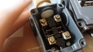 Обзор концевых выключателей