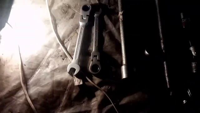 Снятие впускного коллектора 4g69 MN143750 Mitsubishi Outlander 2003-2008 (и не только) смотреть онлайн