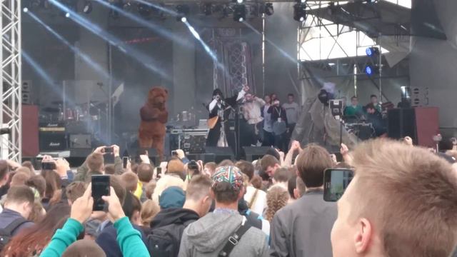 Нейромонах феофан - холодно в лесу/ Притоптать (16.07.2016, live in Питер, #vkfest) смотреть онлайн