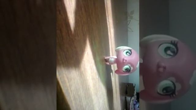 Я исполняю запрос от канала  лейли лал (по англ ) смотреть онлайн