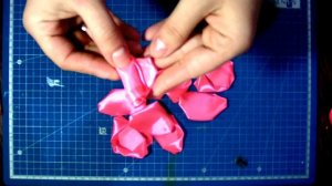 Роза из атласной ленты, мастер-класс DIY.