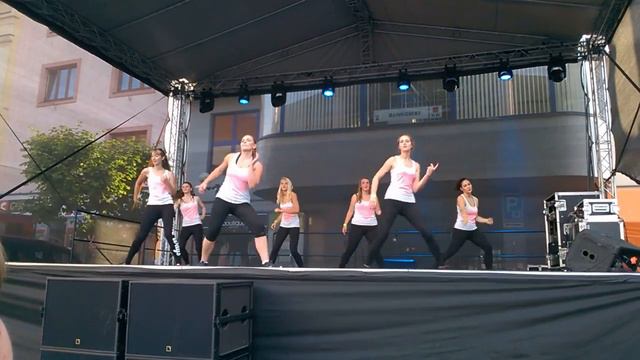 Písecké slavnosti 2015 - zumba смотреть онлайн