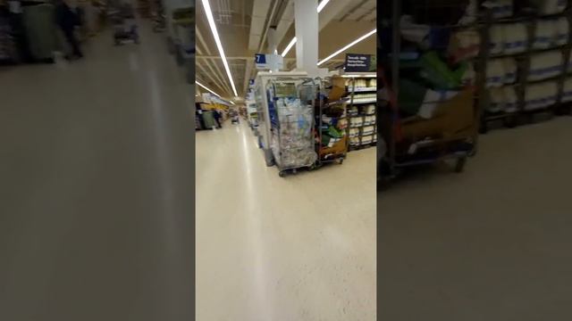 Нарху наво дар Англия. 450-500 сомон (25-30£фунт) расход дар як хафта. смотреть онлайн